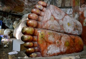giant reclining Buddha